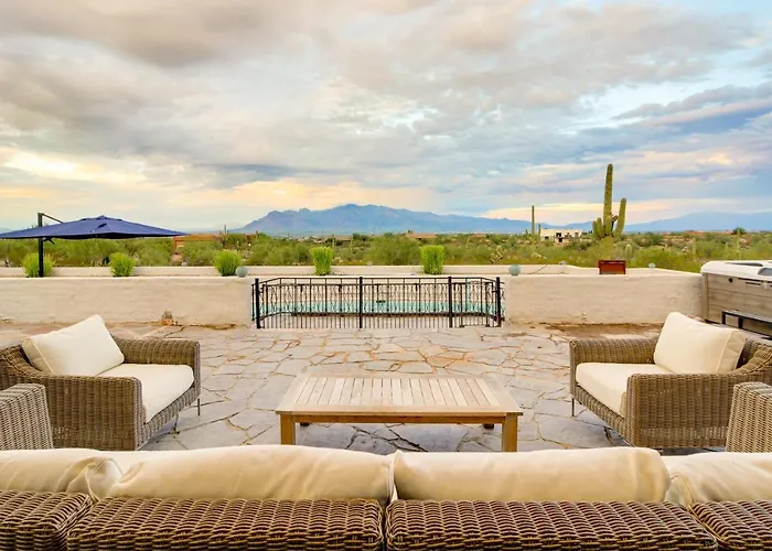 Ferienhaus Hollywood Hills Of Tucson: 20 Acres, Pool, Hot Tub Tucson